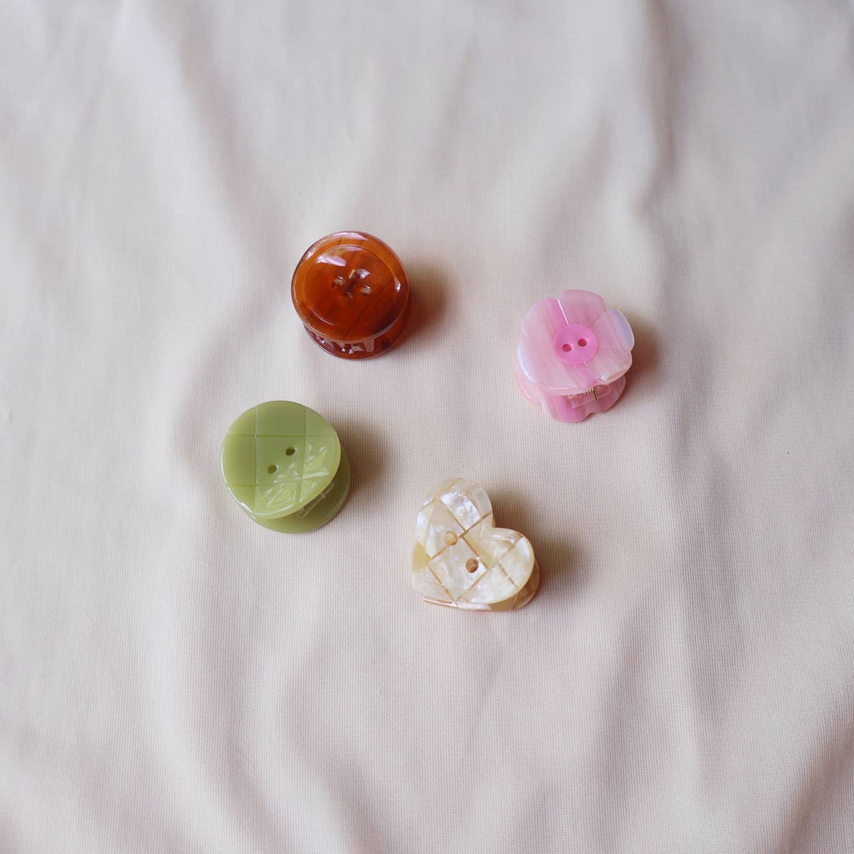Button Mini Hair Claw Set - Original colorway